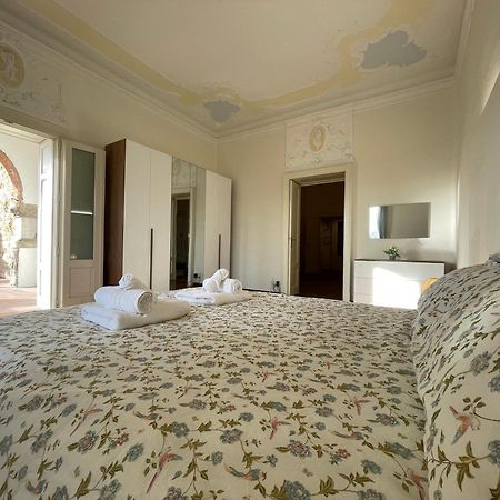 Bg Central Royal Suite Con Parcheggio - Vista Citta Alta Бергамо Екстер'єр фото