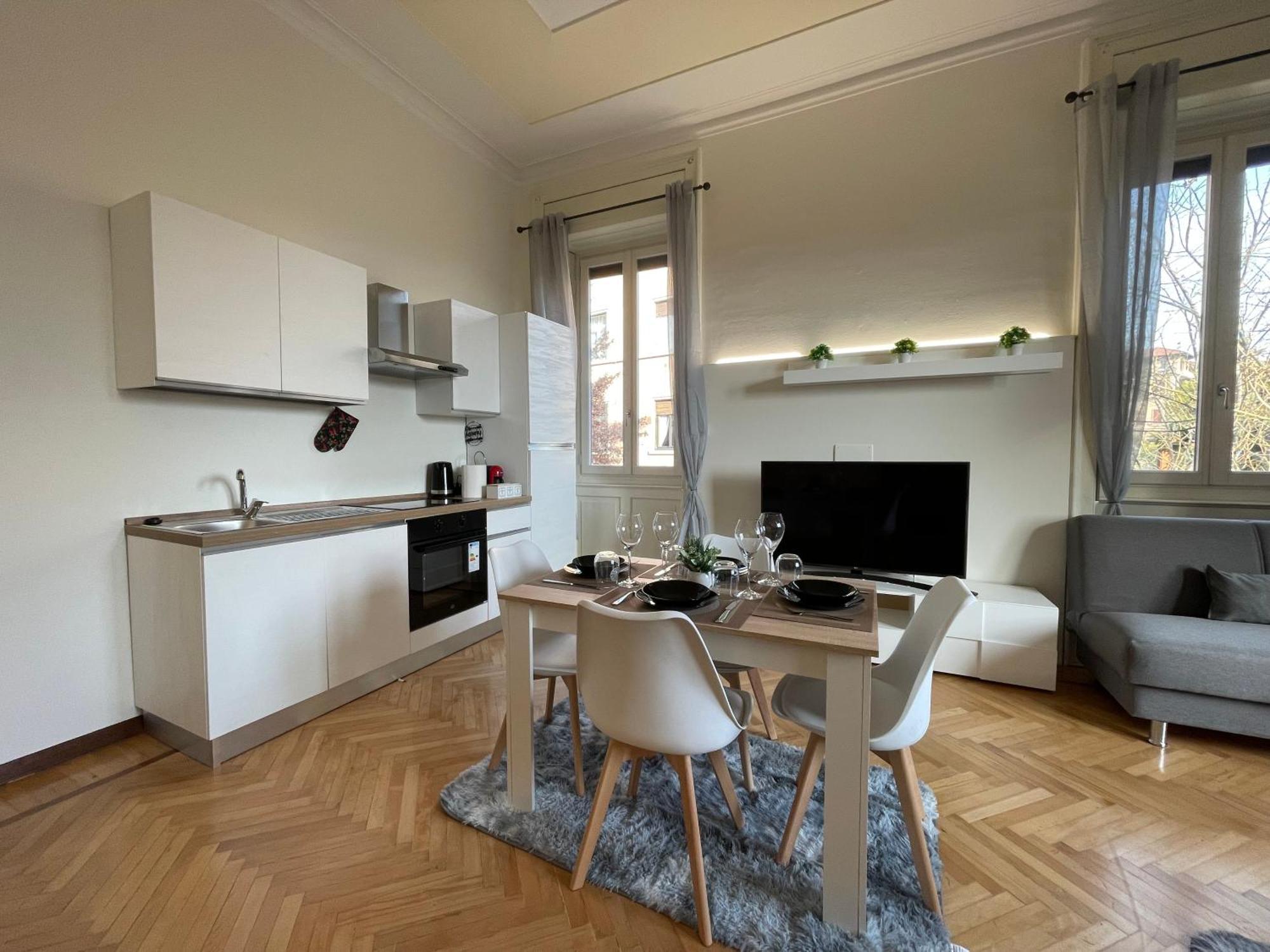 Bg Central Royal Suite Con Parcheggio - Vista Citta Alta Бергамо Екстер'єр фото